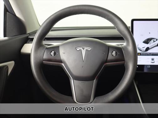 2021 Tesla Model Y Standard Range Rear-Wheel Drive