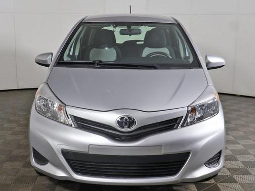 2014 Toyota Yaris LE