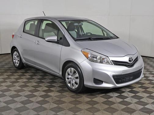 2014 Toyota Yaris LE