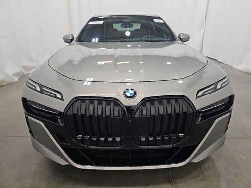 Oxide Grey Metallic 2023 BMW 760 i xDrive