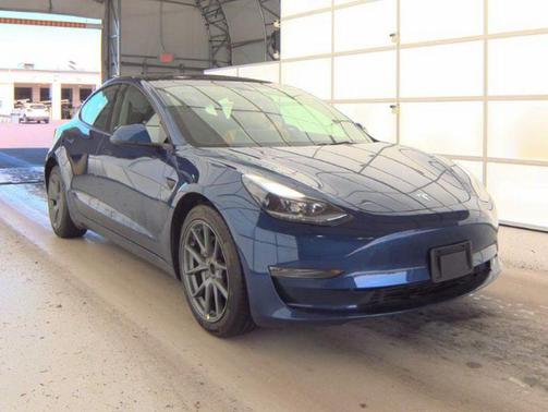 2023 Tesla Model 3 Standard Range