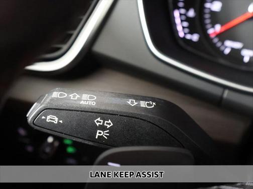 2022 Audi Q5 45 S line Premium