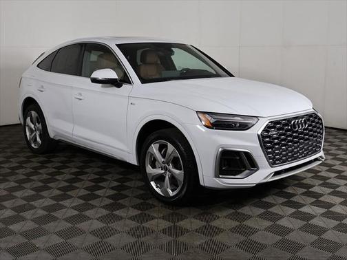2022 Audi Q5 45 S line Premium