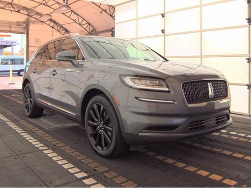 2021 Lincoln Nautilus Reserve