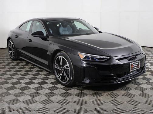 2023 Audi e-tron GT Premium Plus quattro