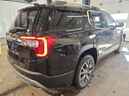 2023 GMC Acadia FWD SLT