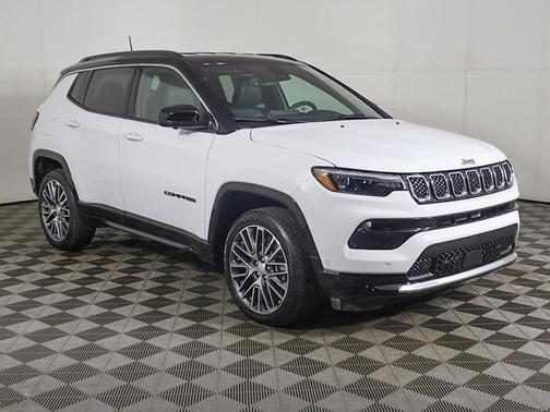 Bright White Clearcoat 2023 Jeep Compass Limited