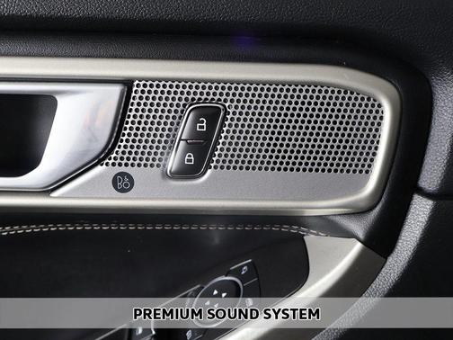 Gray Metallic 2023 Ford Explorer Limited