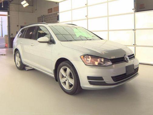 Reflex Silver Metallic 2015 Volkswagen Golf SportWagen TDI S 4-Door
