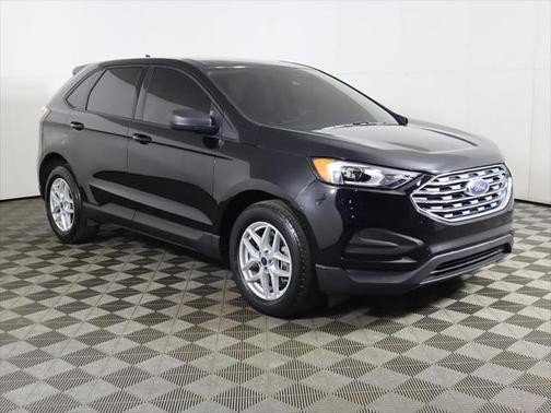 2022 Ford Edge SE