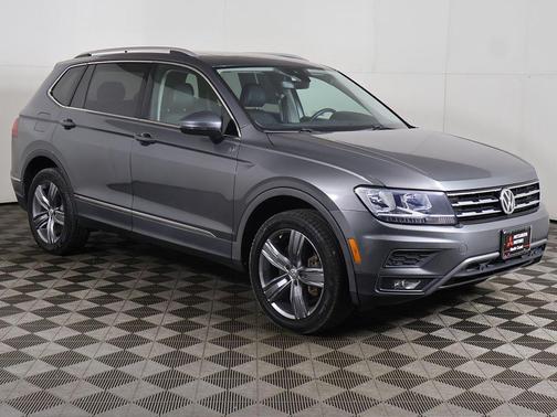 Platinum Gray Metallic 2020 Volkswagen Tiguan 2.0T SEL