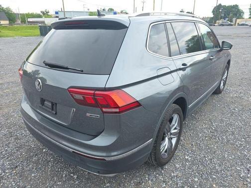 Platinum Gray Metallic 2020 Volkswagen Tiguan 2.0T SEL