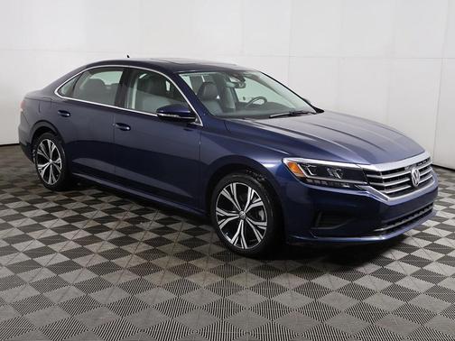 2022 Volkswagen Passat 2.0T SE