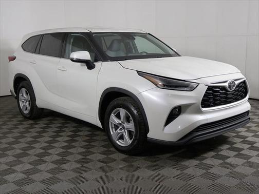 2021 Toyota Highlander LE
