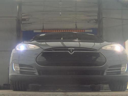 2015 Tesla Model S P85D