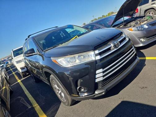 2019 Toyota Highlander LE Plus