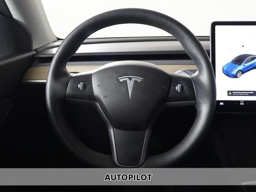 2022 Tesla Model Y Long Range Dual Motor All-Wheel Drive