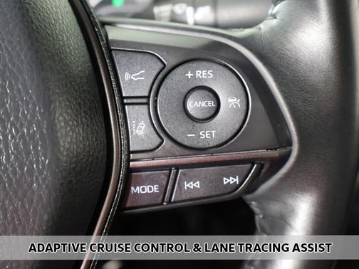 Ice Cap 2023 Toyota Camry SE