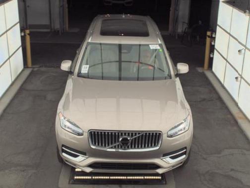2024 Volvo XC90 B6 Plus Bright Theme 7-Seater