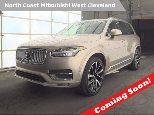 2024 Volvo XC90 B6 Plus Bright Theme 7-Seater