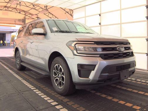 2023 Ford Expedition Max XLT