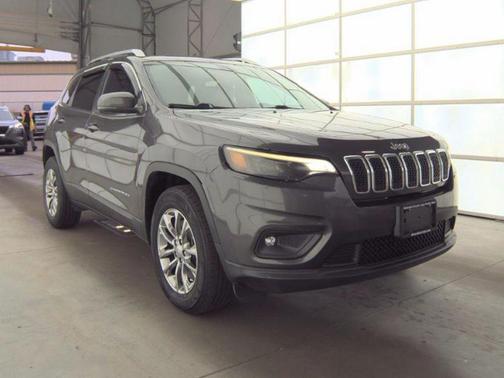 Granite Crystal Metallic Clearcoat 2019 Jeep Cherokee Latitude Plus