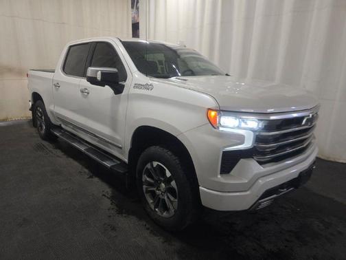 Pearl 2023 Chevrolet Silverado 1500 High Country