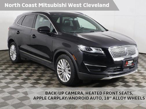 Infinite Black Metallic 2019 Lincoln MKC Standard