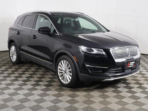 Infinite Black Metallic 2019 Lincoln MKC Standard