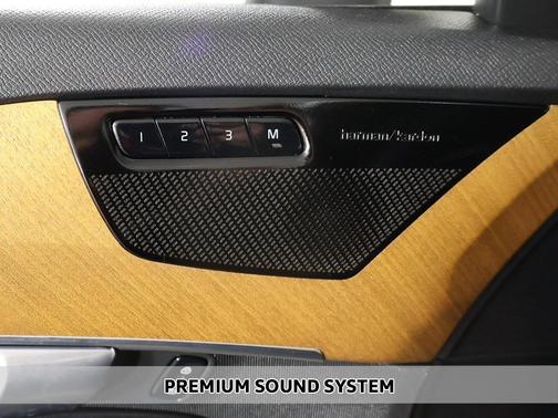 2023 Volvo XC90 B6 Plus 7-Seater