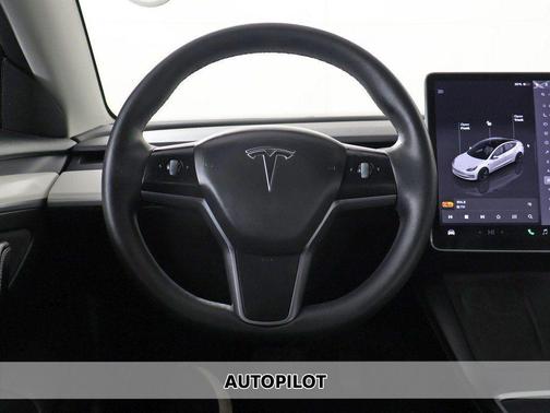 2022 Tesla Model 3 Standard Range