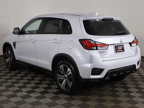 White Diamond 2026 Mitsubishi Outlander Sport 2.0 ES