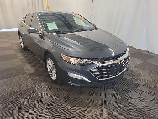 Mosaic Black Metallic 2019 Chevrolet Malibu LT