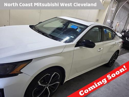 2023 Nissan Altima SR FWD