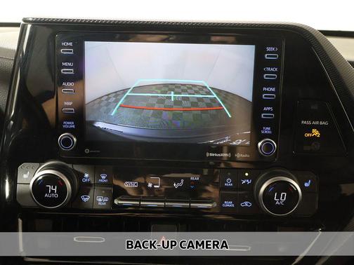 Magnetic Gray Metallic 2021 Toyota Highlander XSE