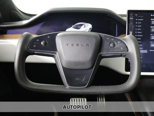 2022 Tesla Model S Base