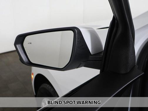 Summit White 2024 Chevrolet Equinox 1LT