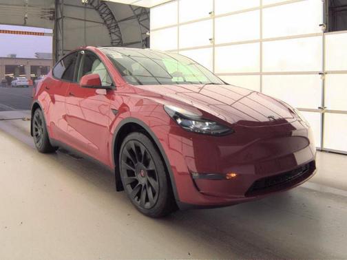 2023 Tesla Model Y Long Range Dual Motor All-Wheel Drive