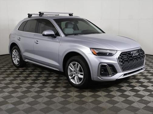 2022 Audi Q5 45 S line Premium