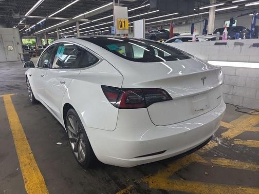 Pearl White Multi-Coat 2018 Tesla Model 3 Long Range
