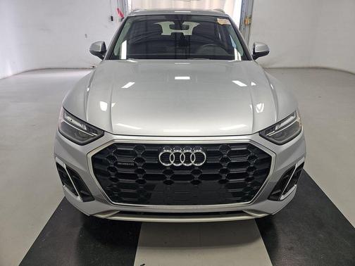 2023 Audi Q5 45 S line Premium