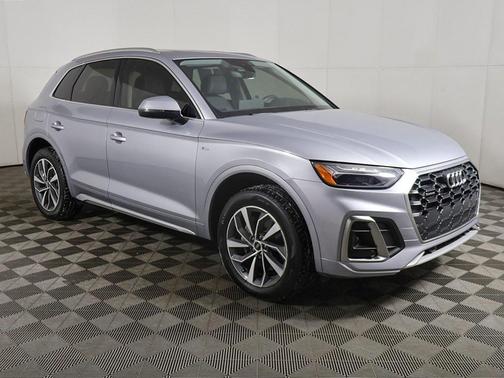 2023 Audi Q5 45 S line Premium