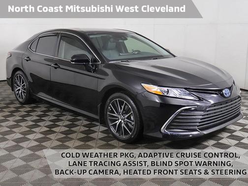 2024 Toyota Camry Hybrid XLE