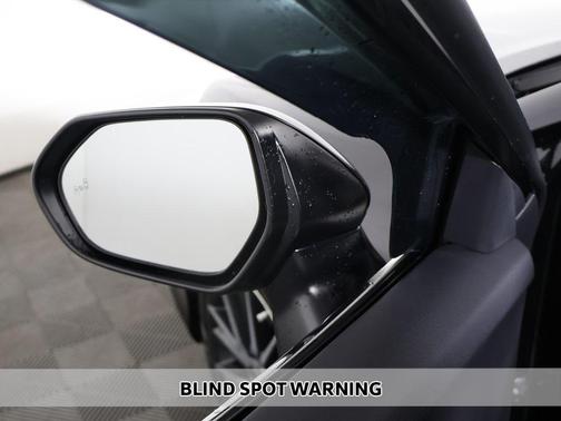 2024 Toyota Camry Hybrid XLE