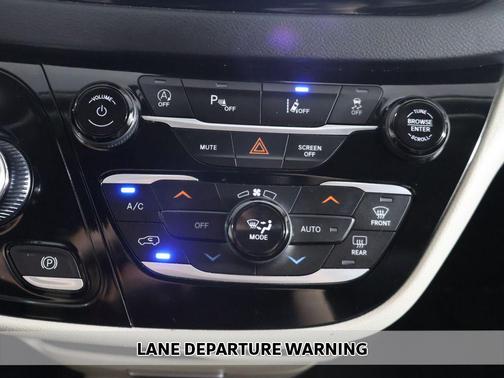 Bright White Clearcoat 2023 Chrysler Pacifica Touring L