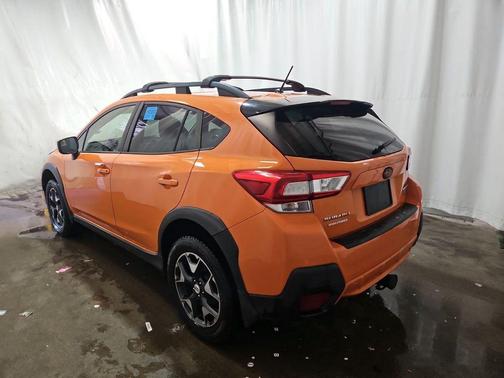 Sunshine Orange 2018 Subaru Crosstrek 2.0i