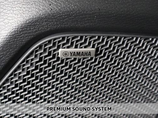 Graphite Gray 2026 Mitsubishi Outlander SE