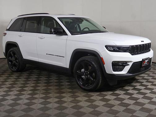 Bright White Clearcoat 2023 Jeep Grand Cherokee Limited
