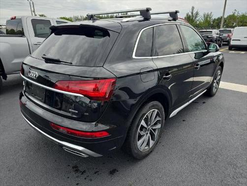 2022 Audi Q5 45 S line Premium