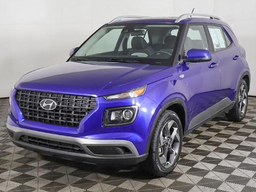 2023 Hyundai VENUE SEL